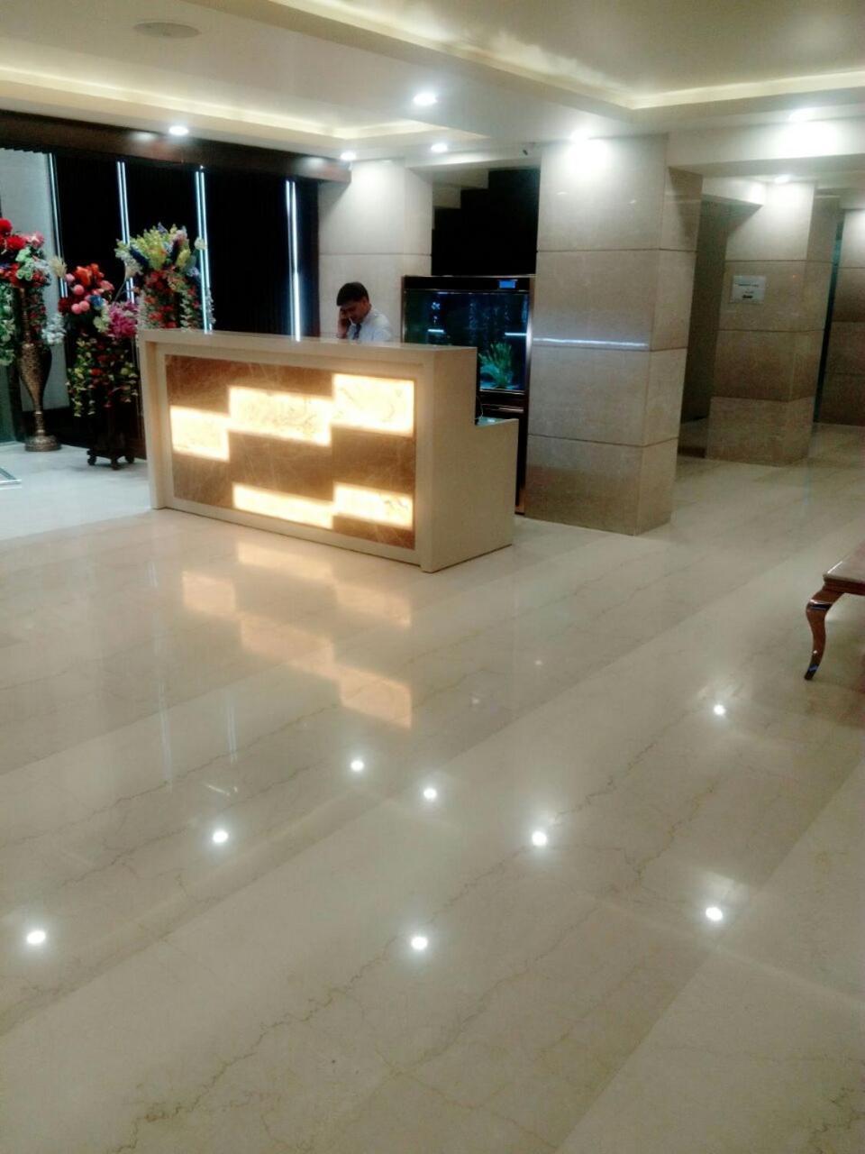 Hotel The Grand Parisian Delhi  Exterior foto