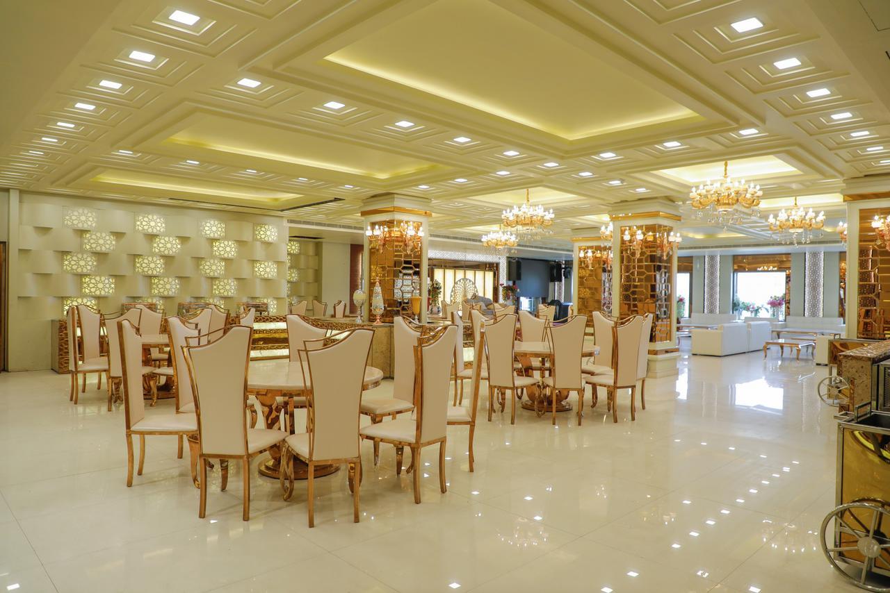 Hotel The Grand Parisian Delhi  Exterior foto